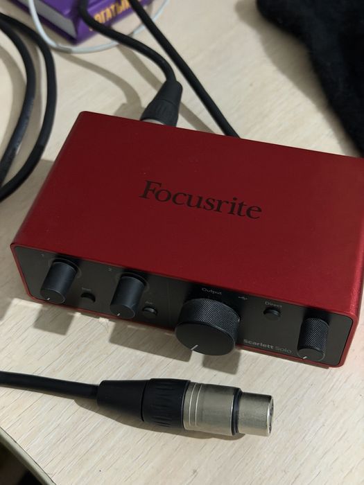 Продам Scarlett solo studio