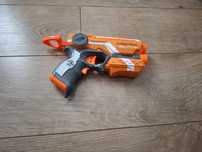 Vând pistol nerf cu laser