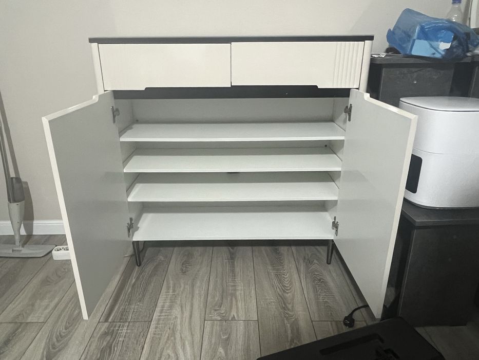 Продам новую современную обувницу / шкаф для хранения