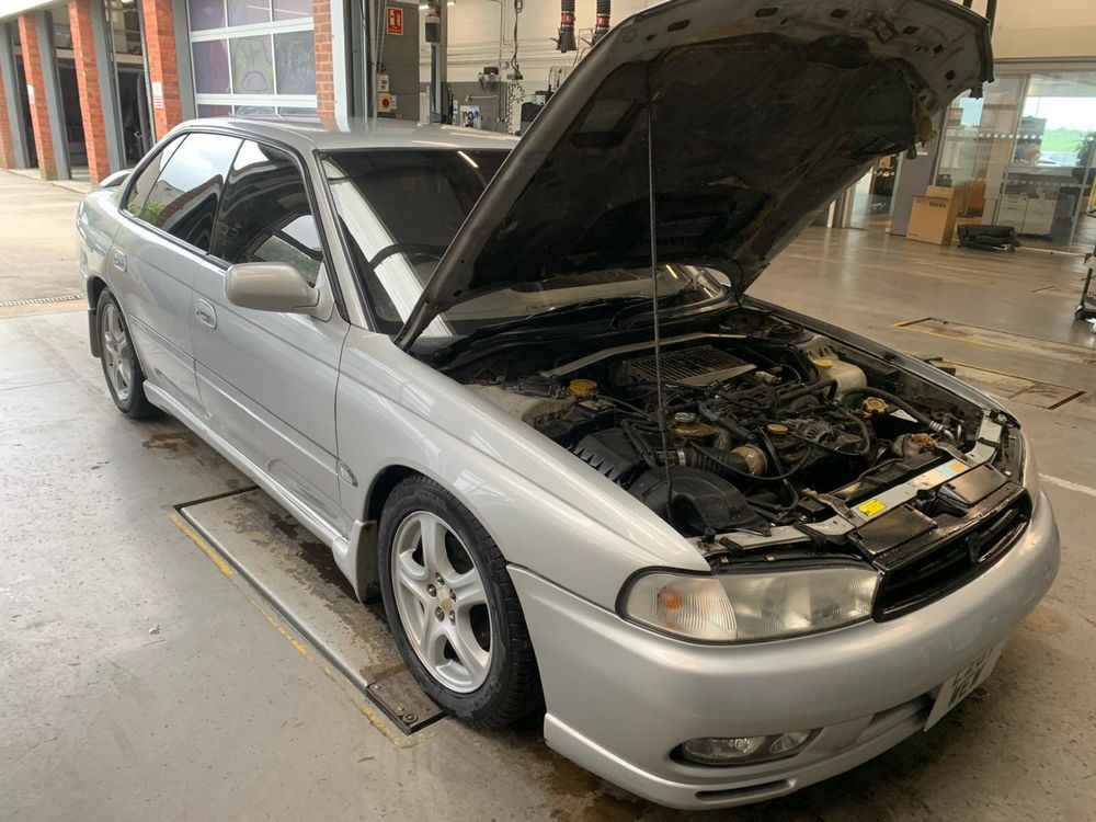 Vand subaru legacy GT