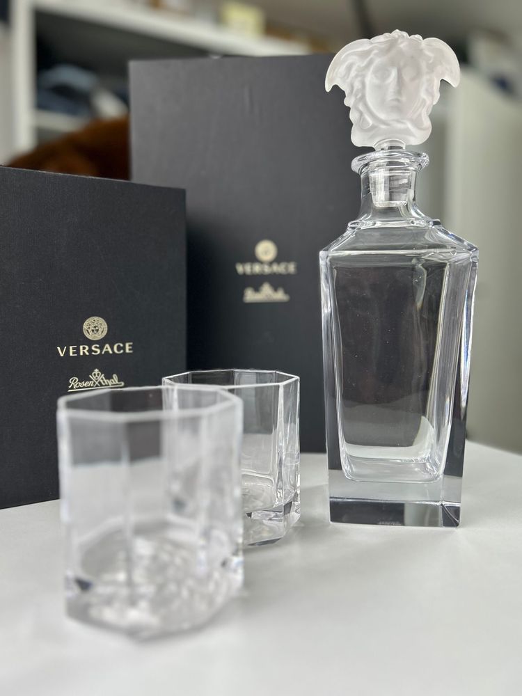 Set decantor si 2 pahare de whisky din cristal VERSACE