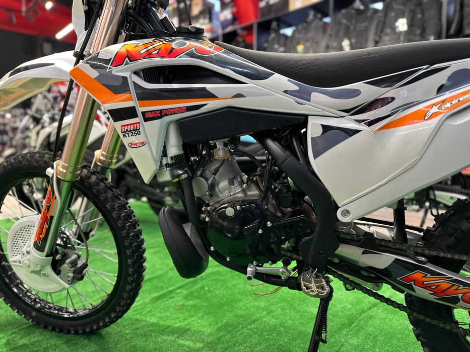 Motocicleta enduro adulti KAYO KT250 (2T,250cc,31cp) la MYMOTO CLUJ