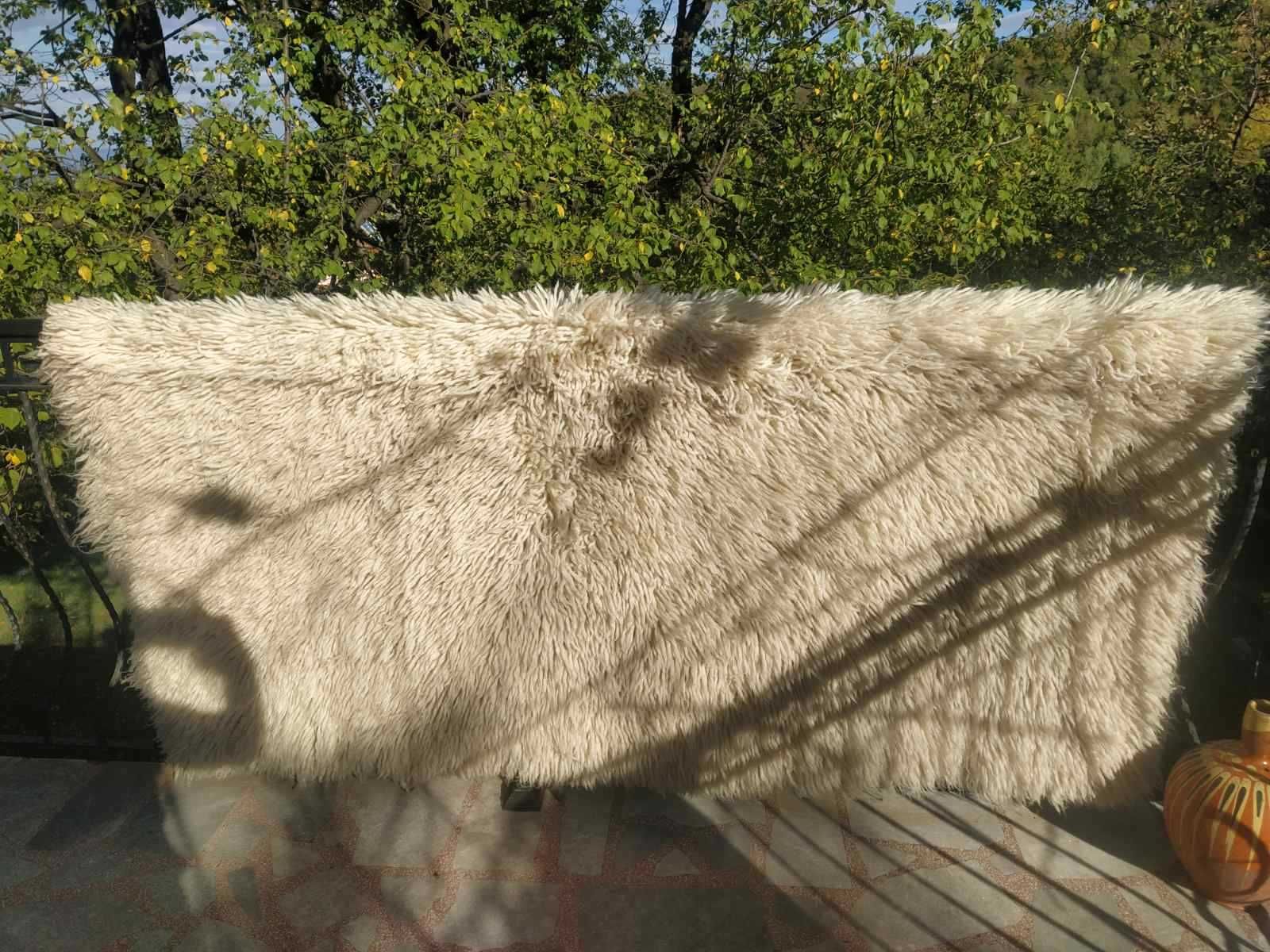Продавам вълнен китеник