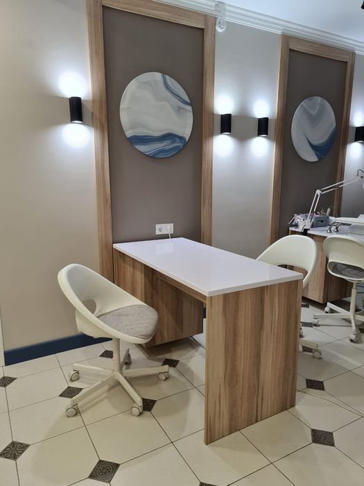 Сдам в аренду место для мастера маникюра.