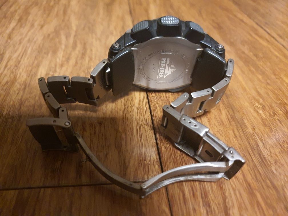 Часовник CASIO PRO TREK PRG-510-1