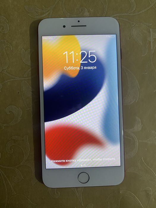 Продам Iphone 7+ в хорошем состоянии