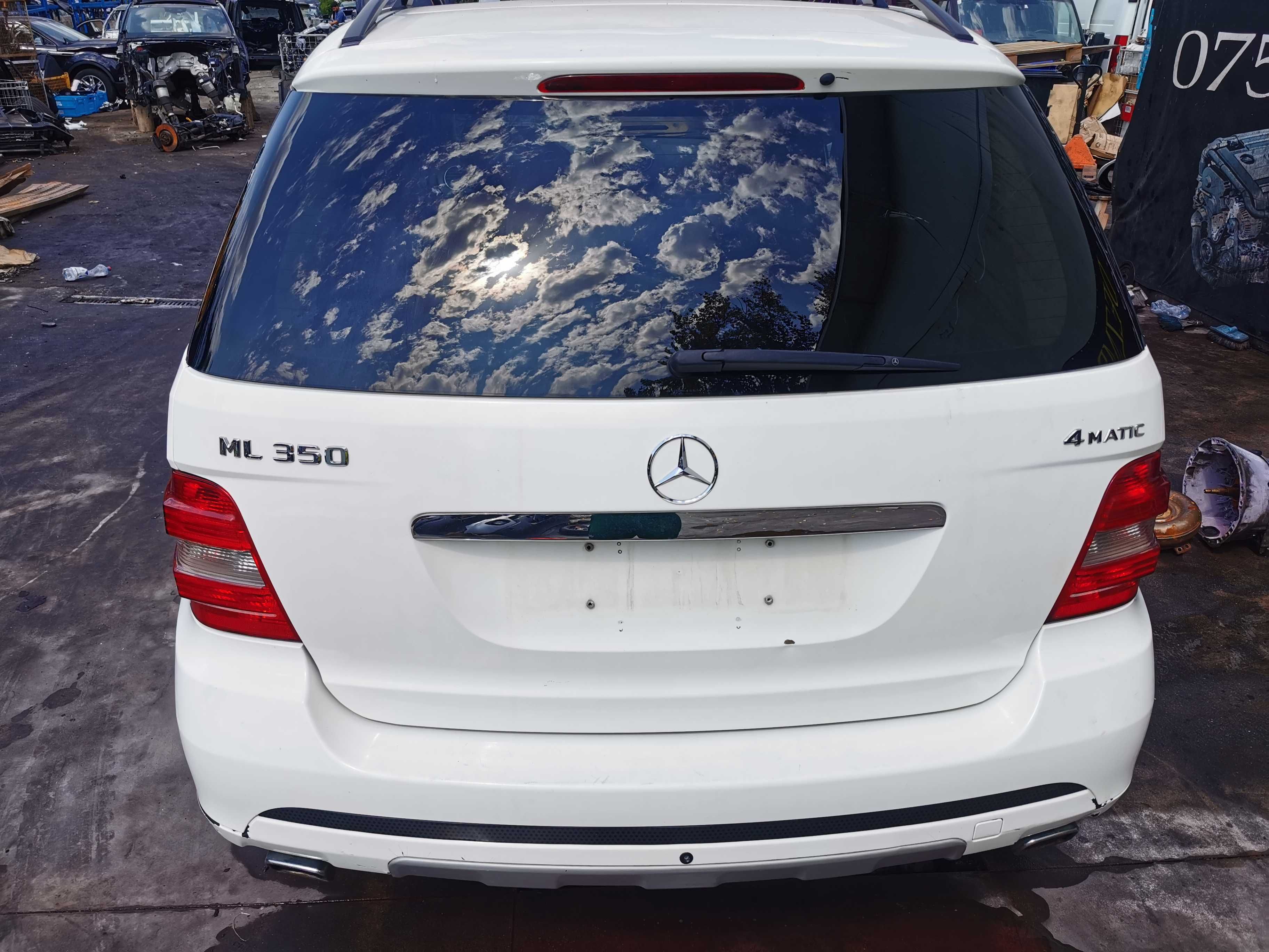 Dezmembrez mercedes ml w164 m350 i m272/bara fata ml/capota/aripa/