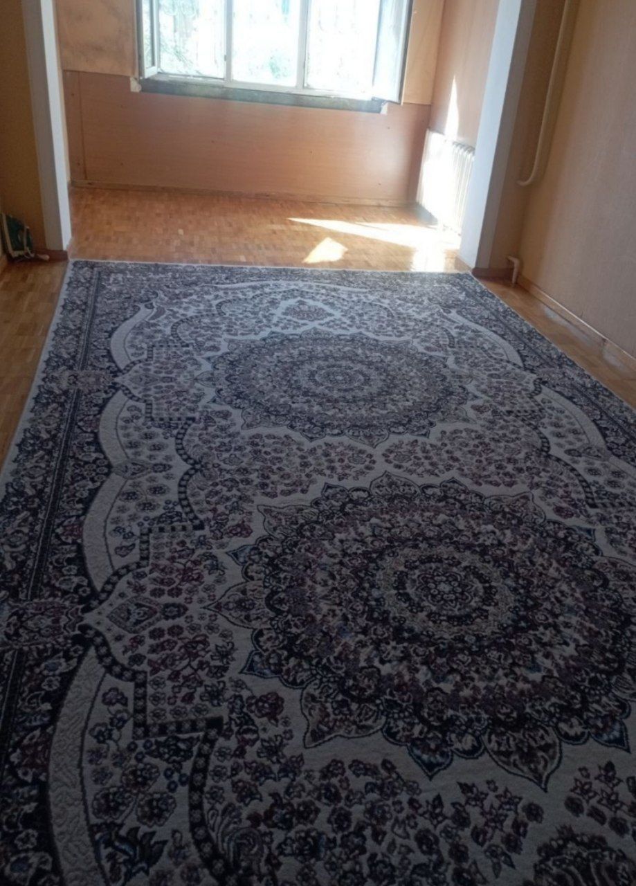 Yunusobod 2kv  250$ oila yoki qizlar qoʻyaman