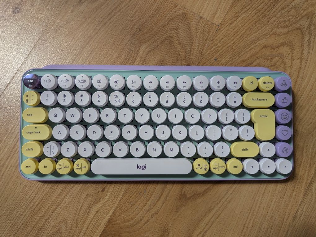 Механична клавиатура Logitech POP Keys