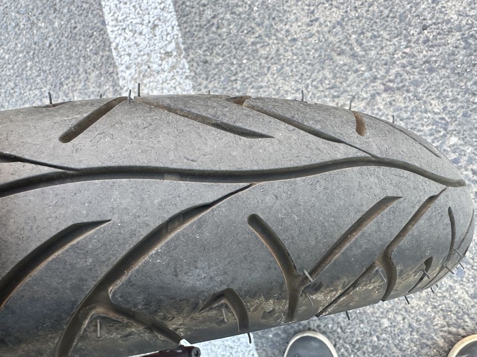 - KTM DUKE 390 -