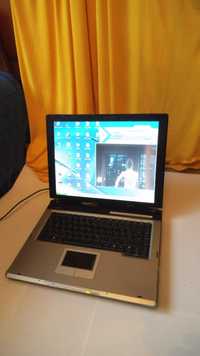Laptop ASUS A6000 pentru piese-functional TRANSPORT GRATUIT