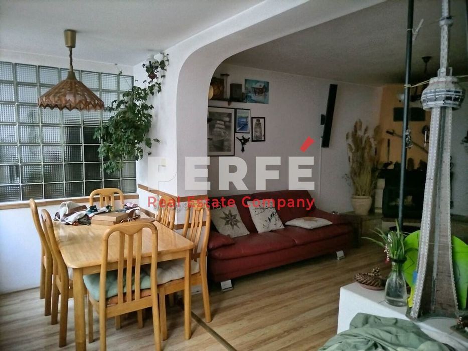 Продава се Многостаен апартамент в Бургас, Възраждане - 113 кв.м за 1549 €/кв.м - Снимка #1