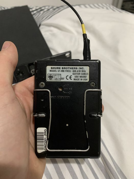 Vând receiver wireless Shure UHF cu 2 canale