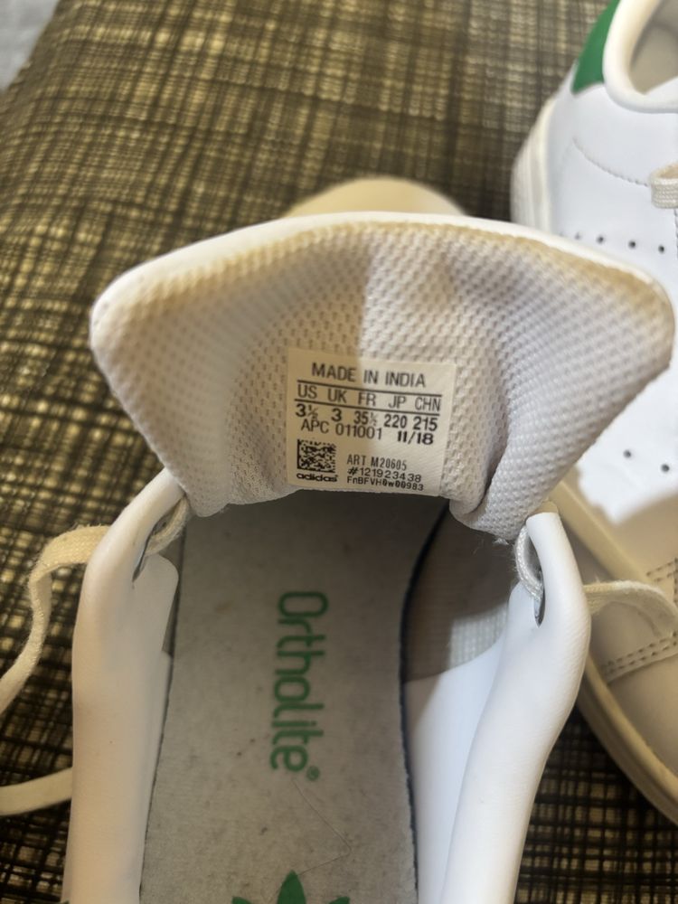 Маратонки adidas unisex
