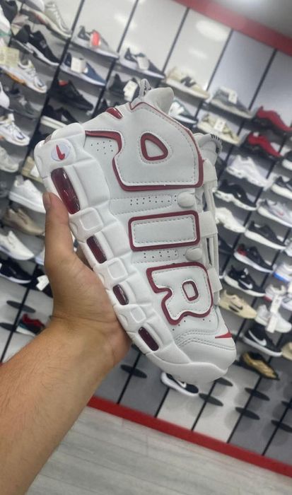 Нови кецове Nike air more uptempo