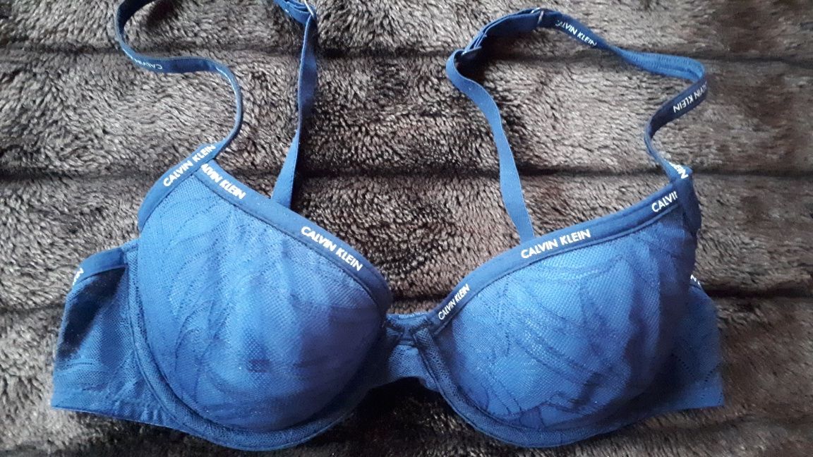 Calvin Klein,Viktoria Secret,Triumph,Simone Perele