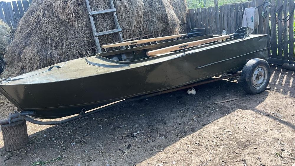 Продам лодку в отличном  состоянии