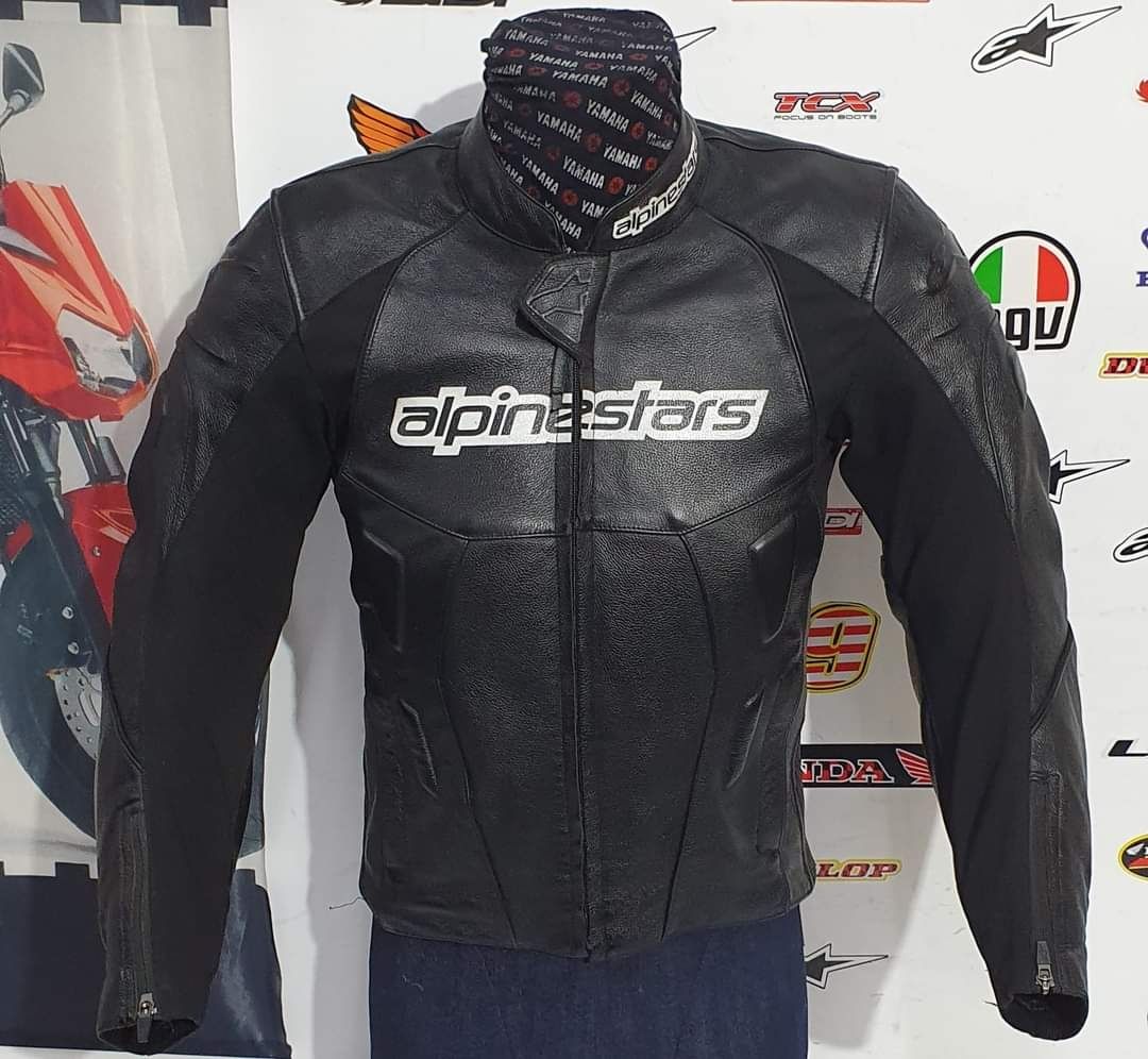 Vând geacă Alpinestars