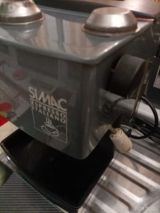 Продавам кафе машина SiMAC espreso italiano