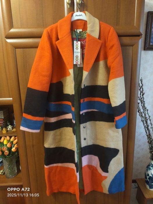 Продам новые , брендовые теплые вещи.