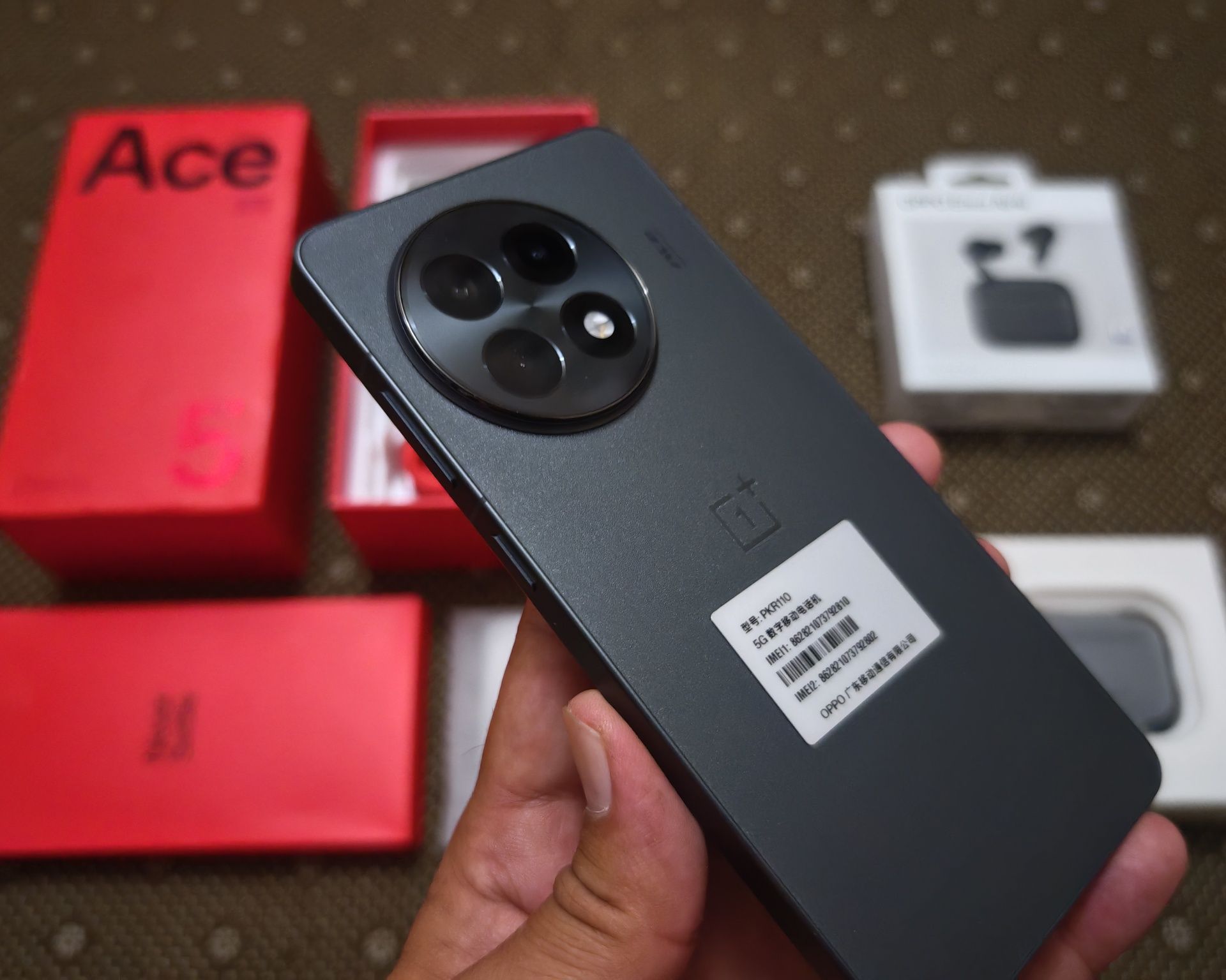 OnePlus Ace 5 12/256