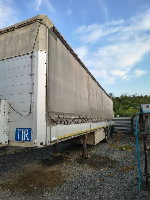 Vând semiremorca Schmitz