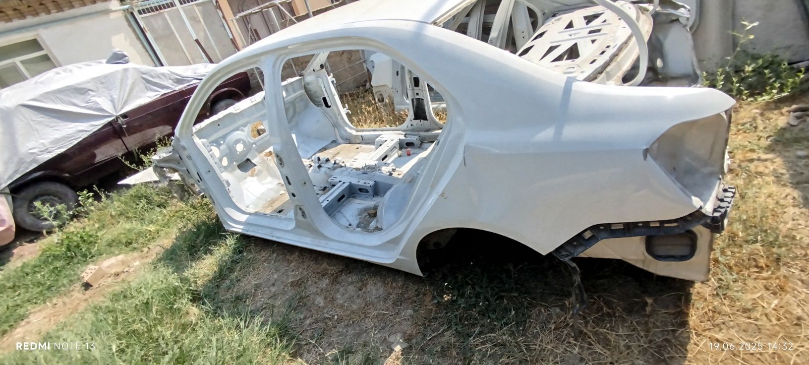 Cobalt рама сотилади