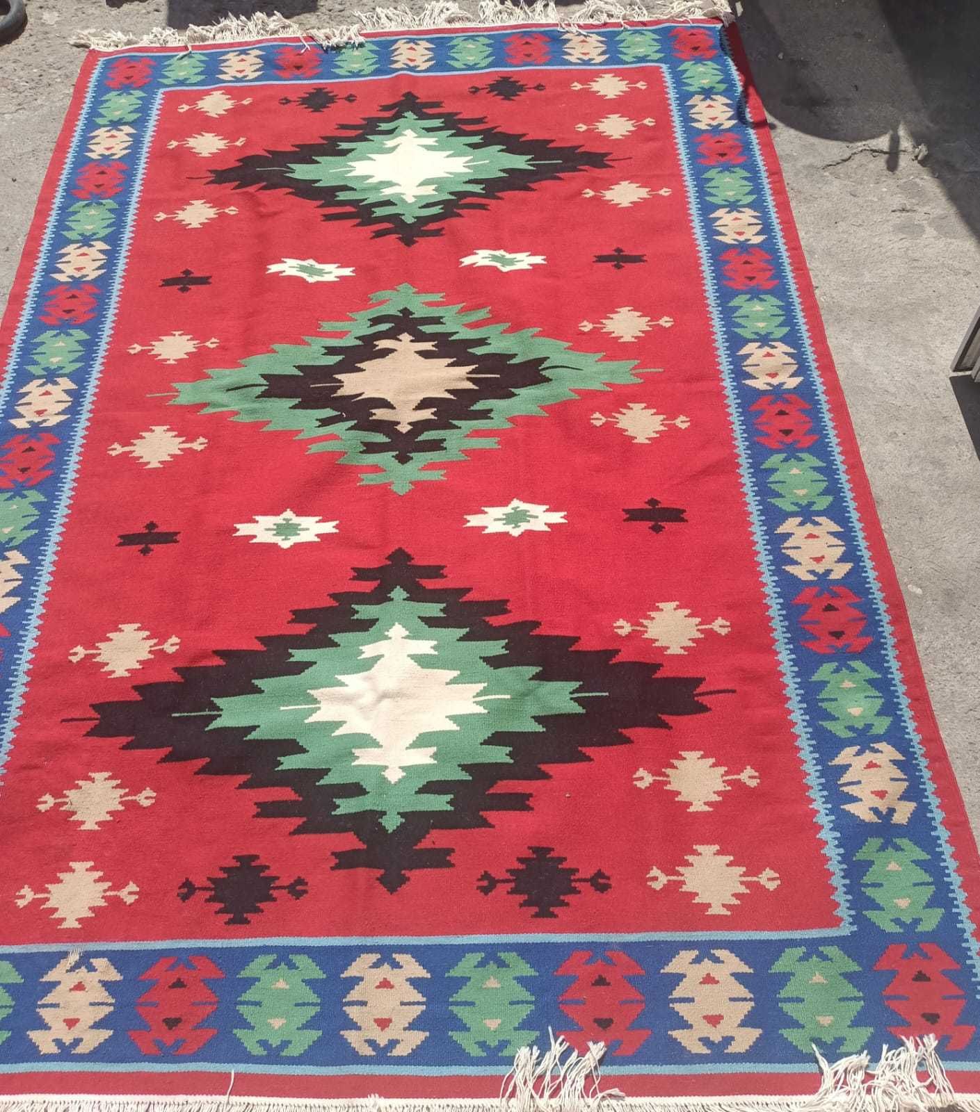 Vând covoare oltenești