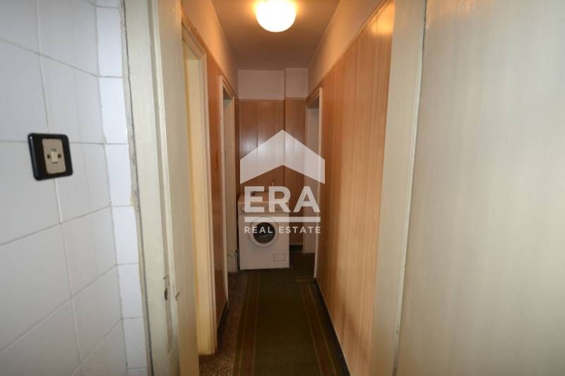 Слънчев апартамент с четири спални