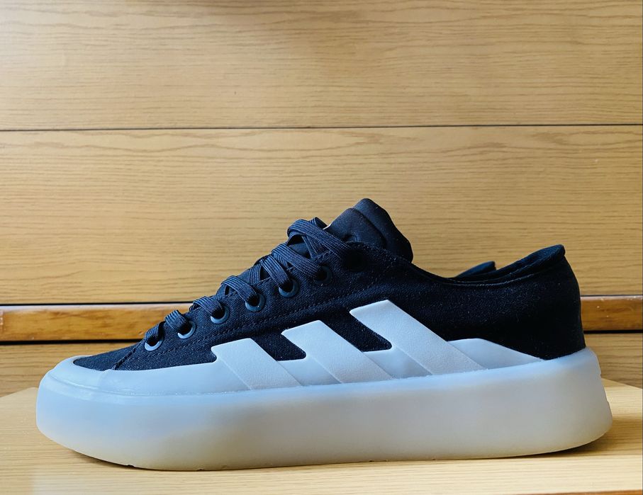 Adidas  ZNSORED   ,номер  44