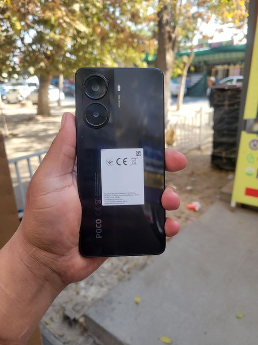 Pocco x7 pro сотилади