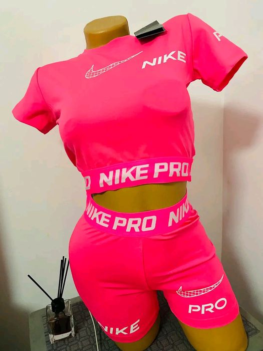 Compleuri sport pentru dama