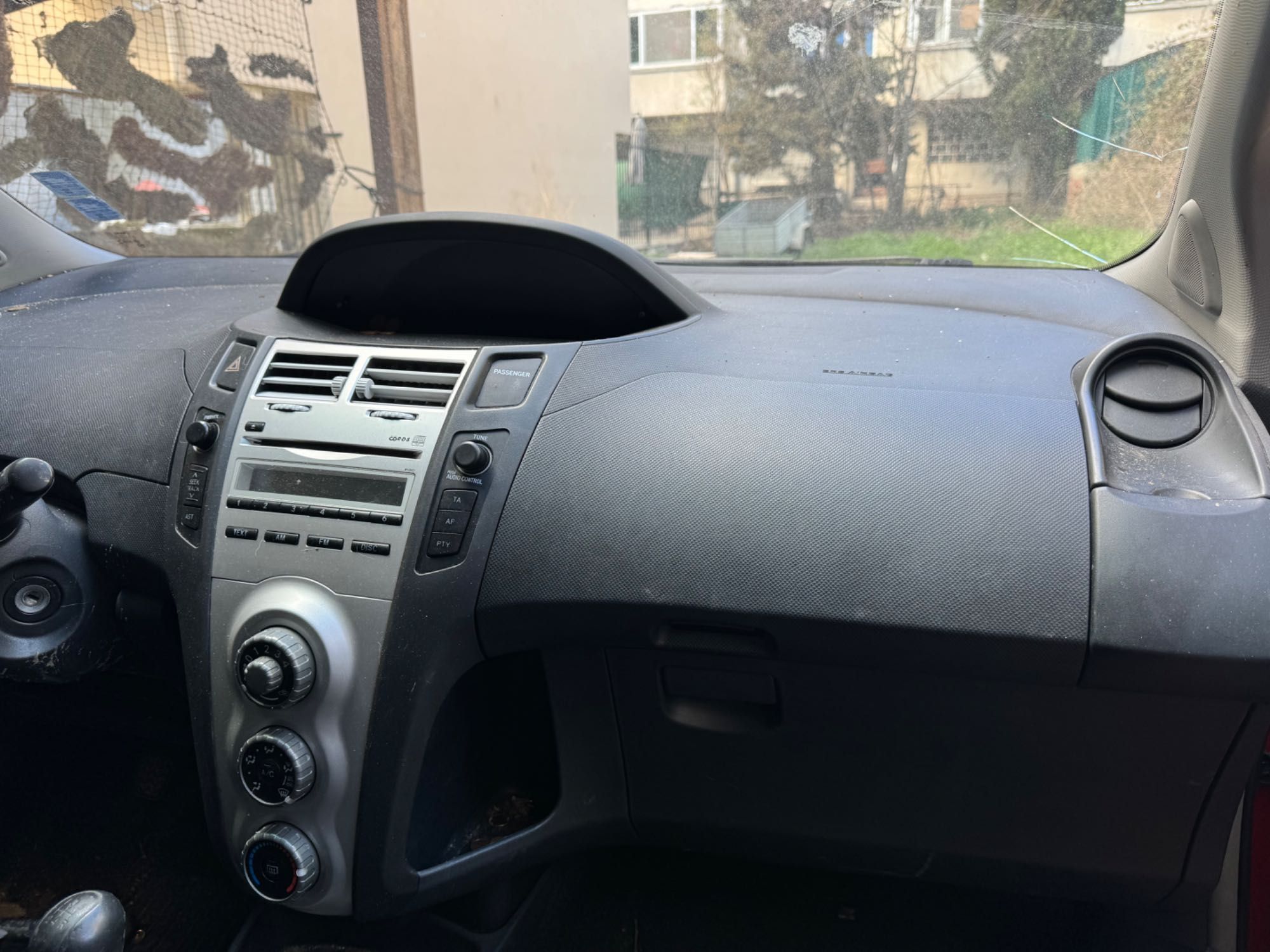 Toyota Yaris 2008 ЧАСТИ