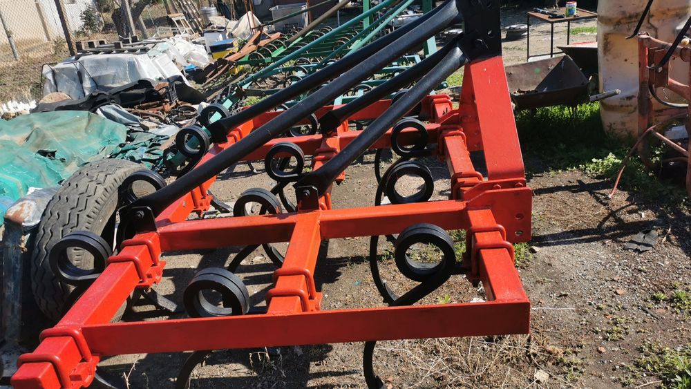 Стърништен култиватор