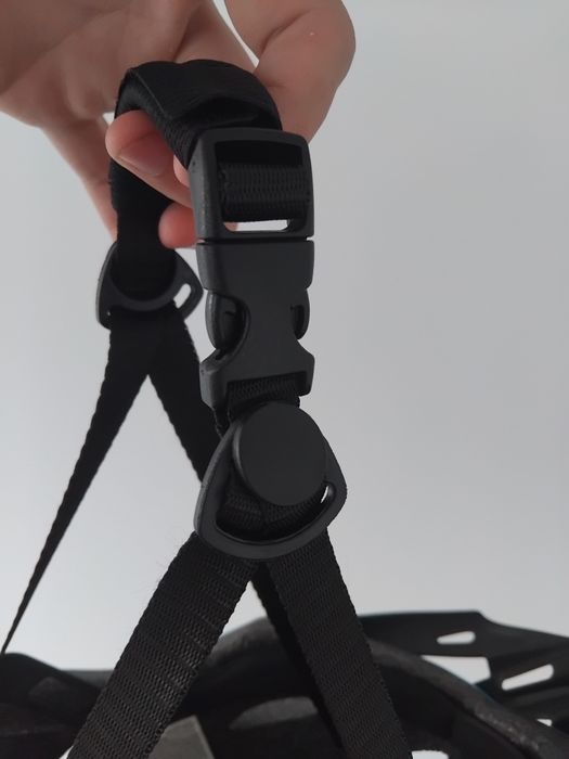 Casca de bicicleta albastra wolt