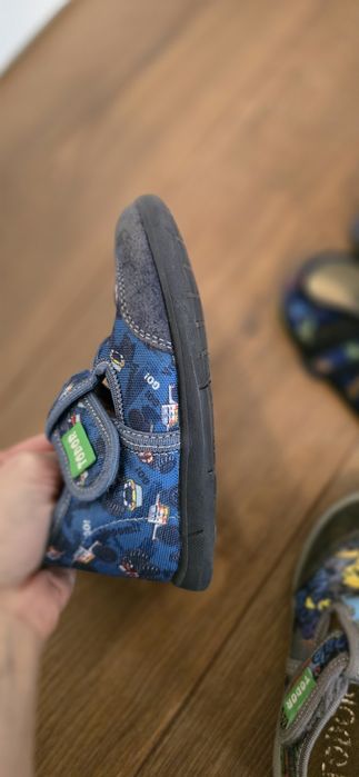 Пантофки боси 23 номер