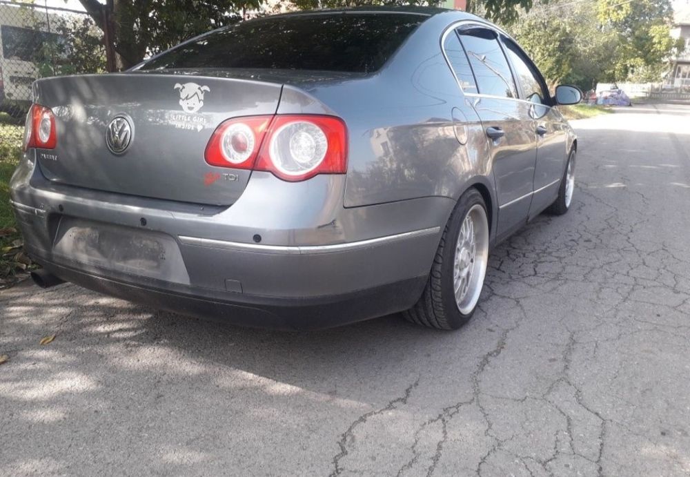 На части Фолксваген пасат b6 1.9 tdi 105k.c/ Vw passat b6