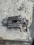 Etrier dreapta spate golf 5