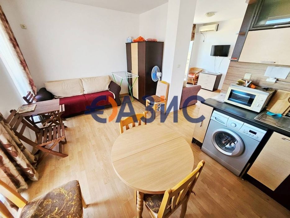 Продава се Двустаен апартамент в к.к. Слънчев бряг - 58 кв.м за 819 €/кв.м - Снимка #6