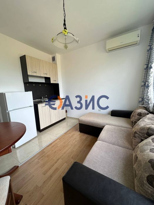 Продава се Двустаен апартамент в к.к. Слънчев бряг - 42 кв.м за 1477 €/кв.м - Снимка #1
