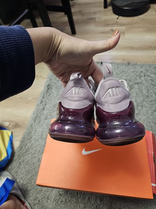 Оргинални дамски маратонки nike airmax 270, размер 41
