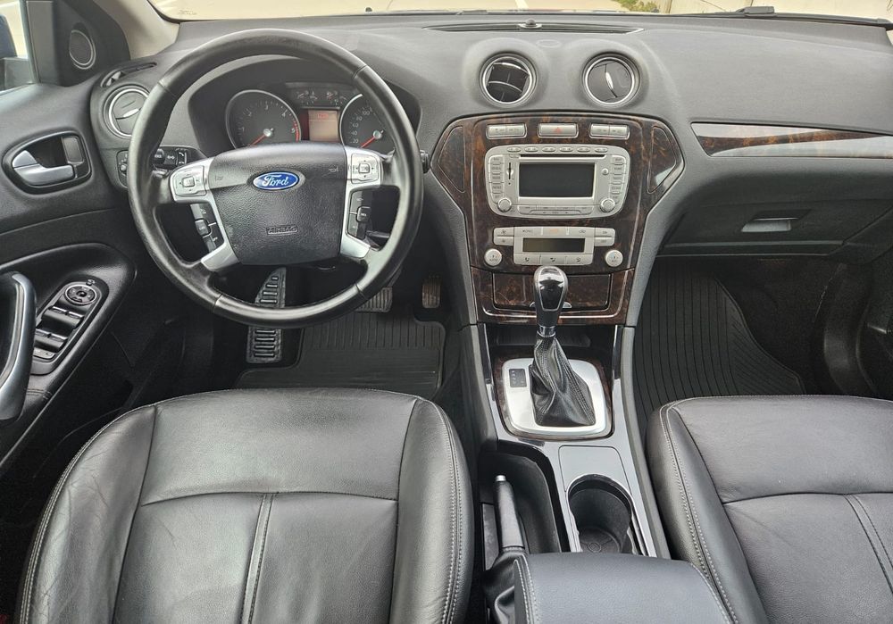 Ford Mondeo din 2010