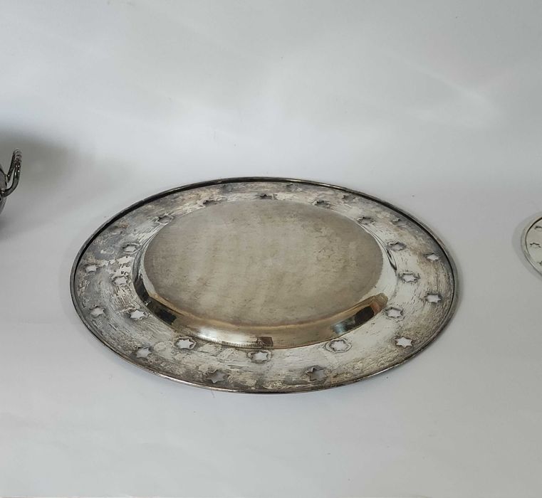 Посребрен комплект 2 плата+съд за подгряване