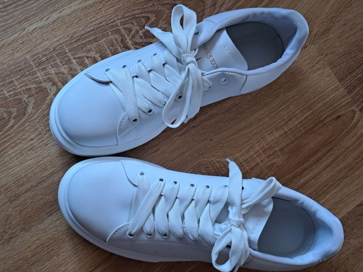 Маратонки Alexander McQueen 40 номер