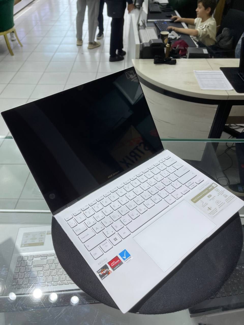 Yengil va Kamfort! ASUS ZENBOOK S 13