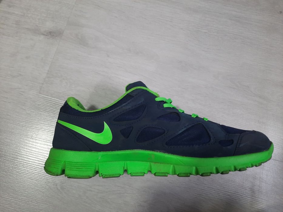 nike run free plus 6.0