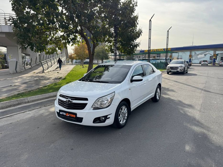 Кобальт 20/21 в хорошем состоянии