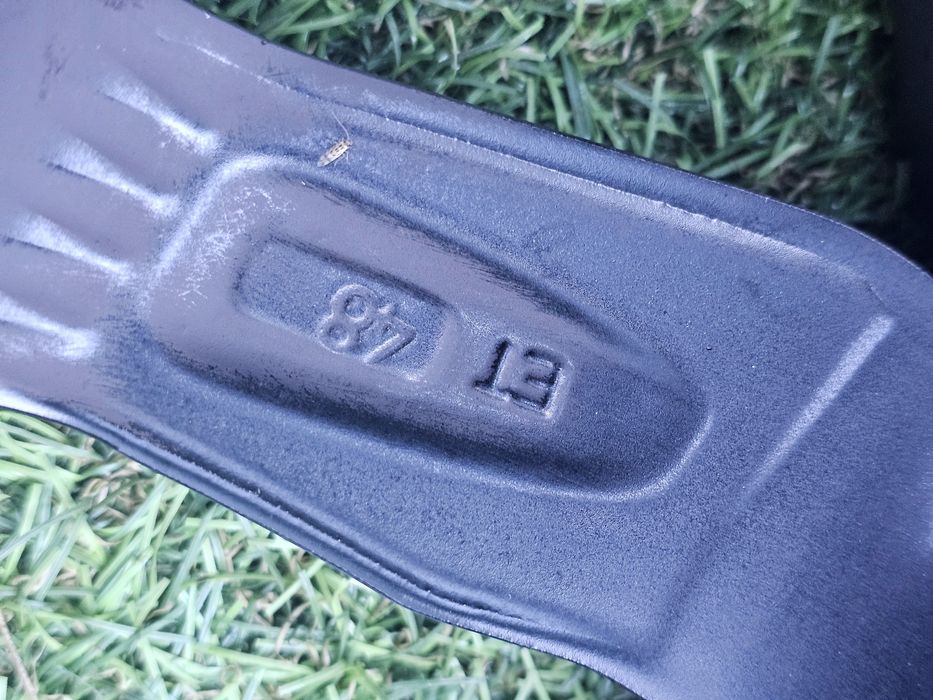 Jenti pe 17 kba49355