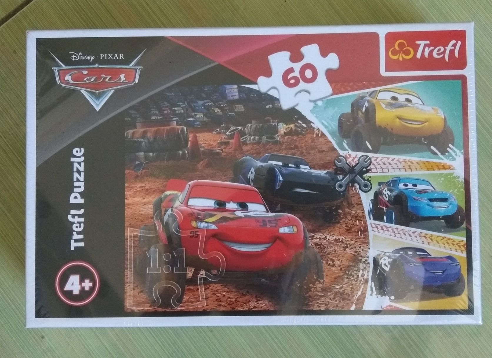 CARS. Puzzle, DVD original