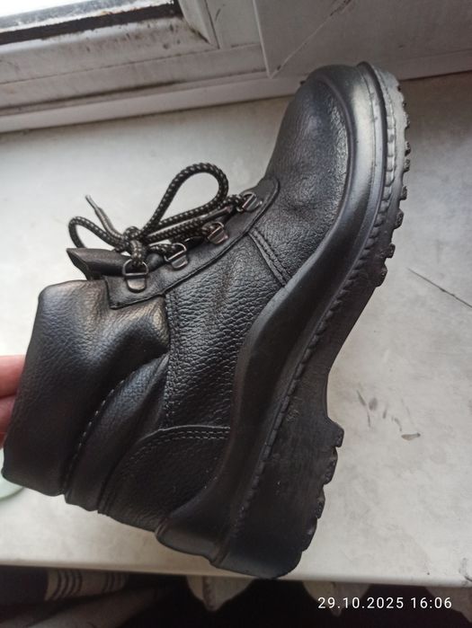 Берцы, демисезонные, черного цвета